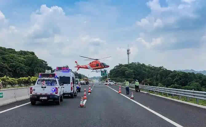 温泉高速公路汽车救援案例
